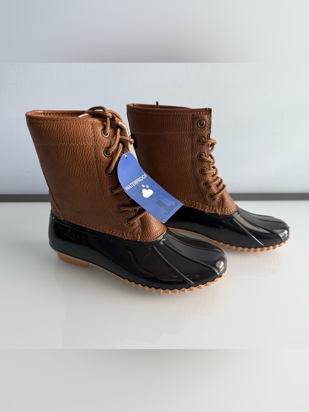 NWOB JBU Women's Tan & Black Maplewood Water-Resistant Lace-up Boots Size 7